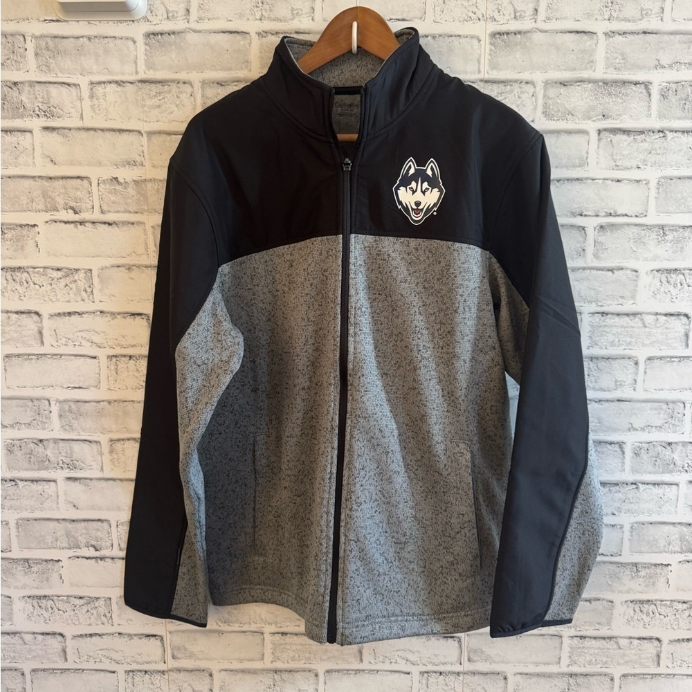 NWOT! Men’s UCONN Huskies full zip fleece lined jacket black/gray Size XL